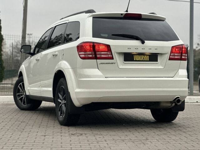 Белый Додж Джорни, объемом двигателя 2.4 л и пробегом 49 тыс. км за 13350 $, фото 9 на Automoto.ua