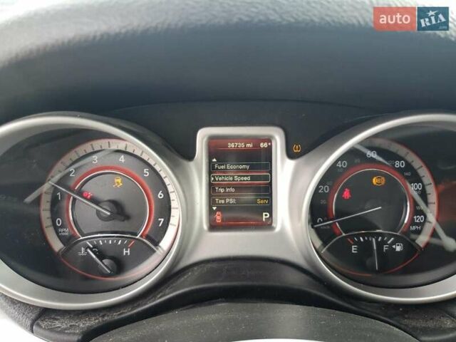 Белый Додж Джорни, объемом двигателя 2.36 л и пробегом 59 тыс. км за 1800 $, фото 8 на Automoto.ua