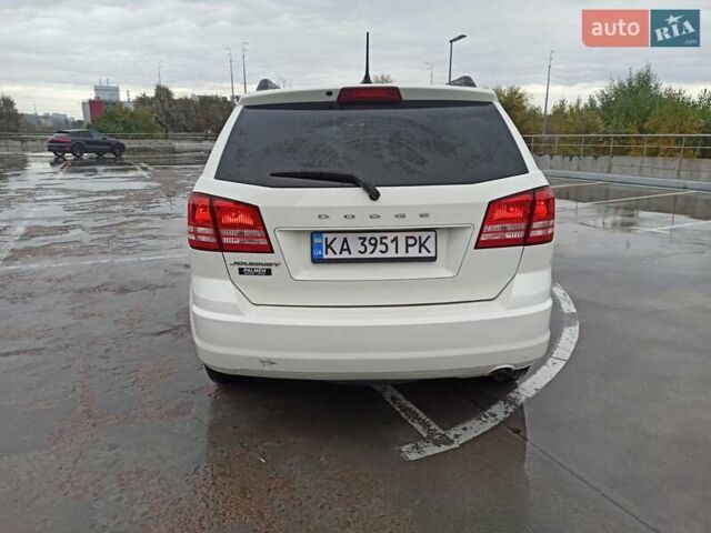 Додж Джорни 2018 в Киеве на Automoto.ua Белый Додж Джорни, объемом двигателя 2.36 л и пробегом 139 тыс. км за 11900 $, фото 5 на Automoto.ua