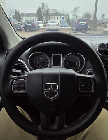 Белый Додж Джорни, объемом двигателя 2.4 л и пробегом 198 тыс. км за 12400 $, фото 10 на Automoto.ua