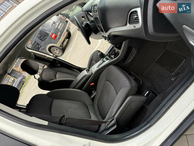 Білий Додж Джорні, об'ємом двигуна 2.36 л та пробігом 122 тис. км за 11850 $, фото 35 на Automoto.ua