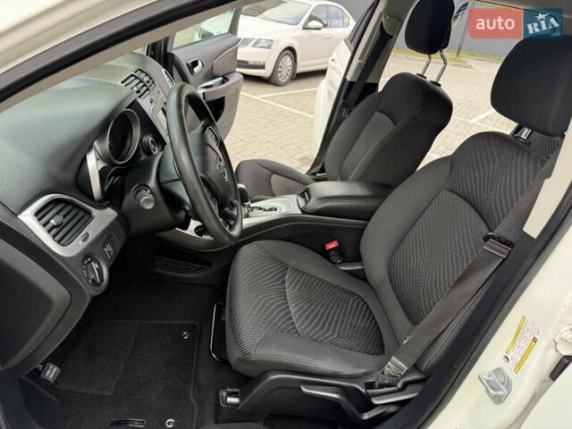 Білий Додж Джорні, об'ємом двигуна 2.36 л та пробігом 122 тис. км за 11850 $, фото 26 на Automoto.ua