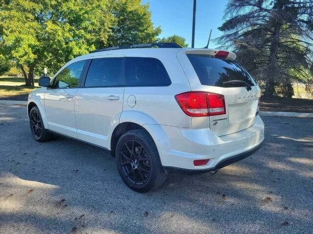 Білий Додж Джорні, об'ємом двигуна 3.6 л та пробігом 47 тис. км за 7200 $, фото 3 на Automoto.ua