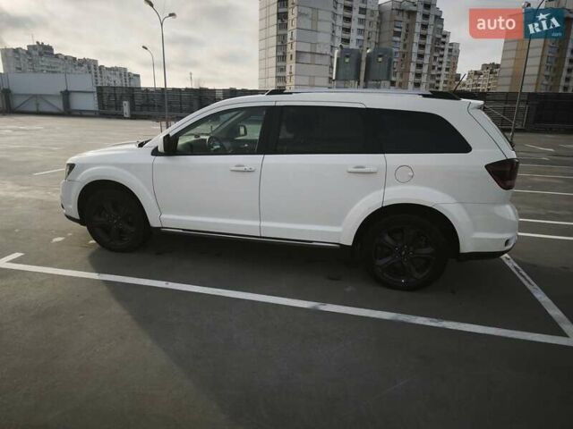 Білий Додж Джорні, об'ємом двигуна 3.6 л та пробігом 103 тис. км за 14000 $, фото 8 на Automoto.ua