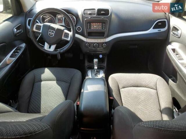 Білий Додж Джорні, об'ємом двигуна 2.36 л та пробігом 155 тис. км за 2400 $, фото 7 на Automoto.ua