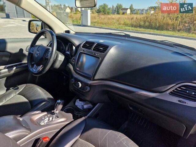 Белый Додж Джорни, объемом двигателя 3.6 л и пробегом 185 тыс. км за 14500 $, фото 15 на Automoto.ua