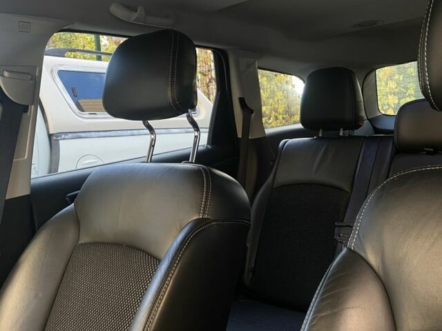 Додж Джорни 2018 в Киеве на Automoto.ua Белый Додж Джорни, объемом двигателя 3.6 л и пробегом 169 тыс. км за 16500 $, фото 7 на Automoto.ua