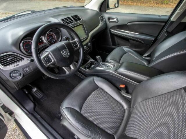 Білий Додж Джорні, об'ємом двигуна 3.6 л та пробігом 33 тис. км за 6300 $, фото 5 на Automoto.ua