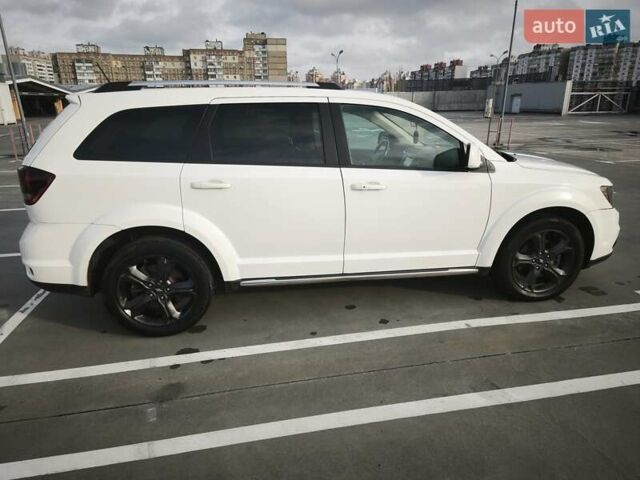 Білий Додж Джорні, об'ємом двигуна 3.6 л та пробігом 103 тис. км за 14000 $, фото 10 на Automoto.ua