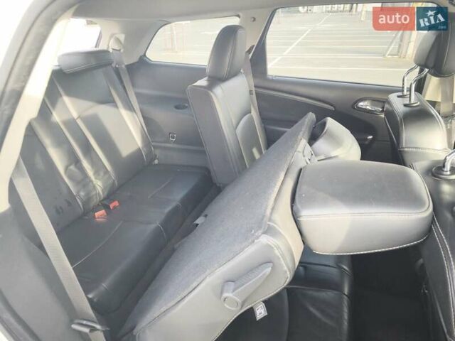 Білий Додж Джорні, об'ємом двигуна 3.6 л та пробігом 103 тис. км за 14000 $, фото 27 на Automoto.ua