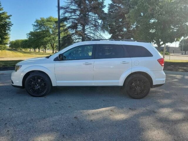 Білий Додж Джорні, об'ємом двигуна 3.6 л та пробігом 47 тис. км за 7200 $, фото 2 на Automoto.ua