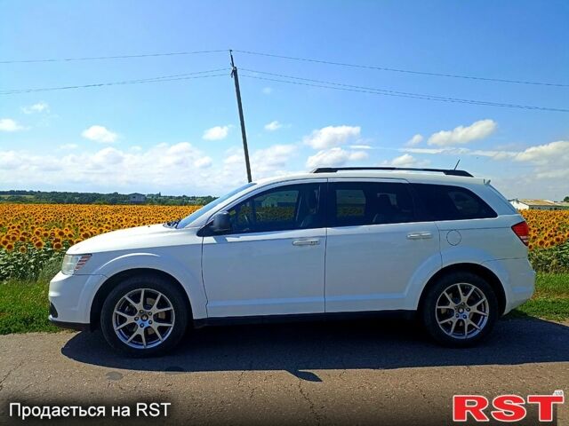 Білий Додж Джорні, об'ємом двигуна 2.4 л та пробігом 165 тис. км за 10500 $, фото 9 на Automoto.ua