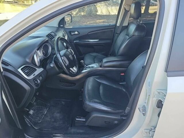 Білий Додж Джорні, об'ємом двигуна 3.6 л та пробігом 47 тис. км за 7200 $, фото 6 на Automoto.ua