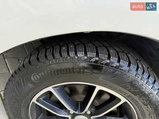 Білий Додж Джорні, об'ємом двигуна 2.36 л та пробігом 122 тис. км за 11850 $, фото 23 на Automoto.ua