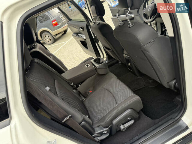 Білий Додж Джорні, об'ємом двигуна 2.36 л та пробігом 122 тис. км за 11850 $, фото 32 на Automoto.ua