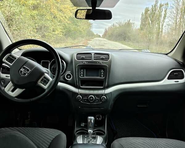 Додж Джорни 2018 в Новой Ушице на Automoto.ua Белый Додж Джорни, объемом двигателя 2.36 л и пробегом 111 тыс. км за 11900 $, фото 6 на Automoto.ua