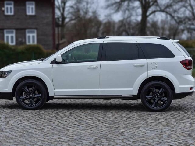 Белый Додж Джорни, объемом двигателя 3.6 л и пробегом 128 тыс. км за 8200 $, фото 5 на Automoto.ua