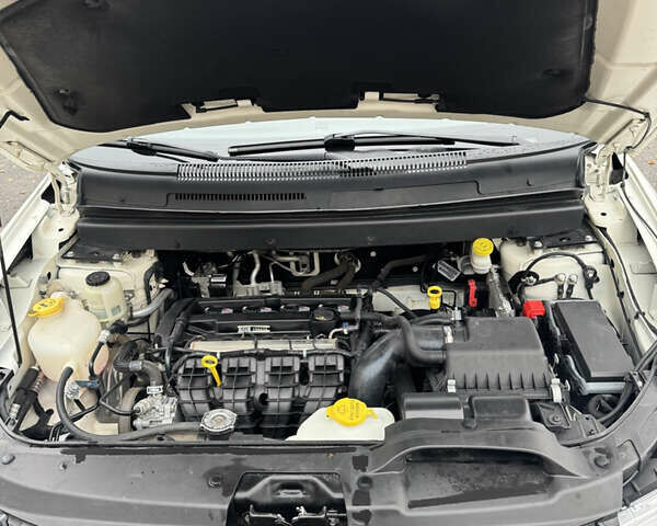 Додж Джорни 2019 в Ахтырке на Automoto.ua Белый Додж Джорни, объемом двигателя 2.36 л и пробегом 70 тыс. км за 17000 $, фото 4 на Automoto.ua