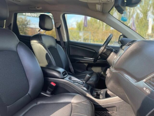 Додж Джорни 2019 в Кривом Роге на Automoto.ua Белый Додж Джорни, объемом двигателя 3.6 л и пробегом 60 тыс. км за 16700 $, фото 8 на Automoto.ua