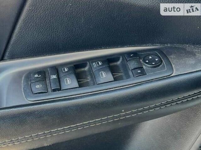 Белый Додж Джорни, объемом двигателя 0 л и пробегом 122 тыс. км за 3000 $, фото 22 на Automoto.ua