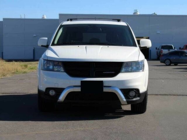 Белый Додж Джорни, объемом двигателя 3.6 л и пробегом 35 тыс. км за 9500 $, фото 1 на Automoto.ua