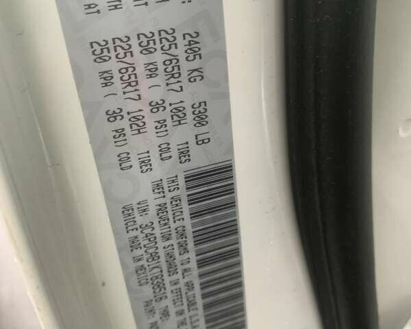 Білий Додж Джорні, об'ємом двигуна 2.36 л та пробігом 124 тис. км за 9000 $, фото 11 на Automoto.ua