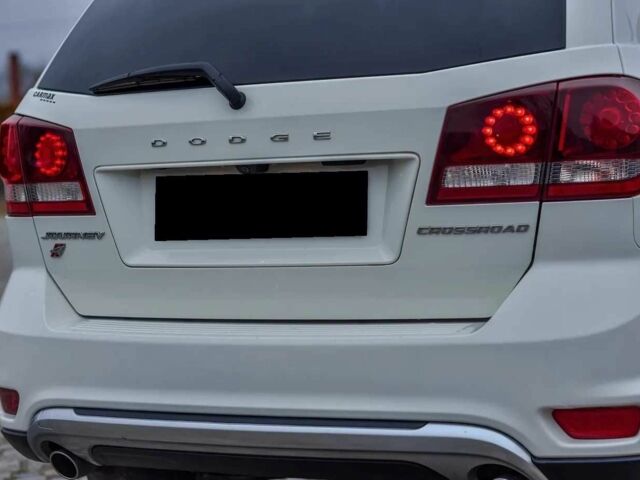 Белый Додж Джорни, объемом двигателя 3.6 л и пробегом 128 тыс. км за 8200 $, фото 8 на Automoto.ua