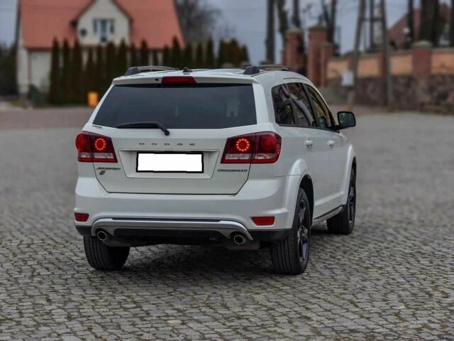 Белый Додж Джорни, объемом двигателя 3.6 л и пробегом 128 тыс. км за 8200 $, фото 9 на Automoto.ua