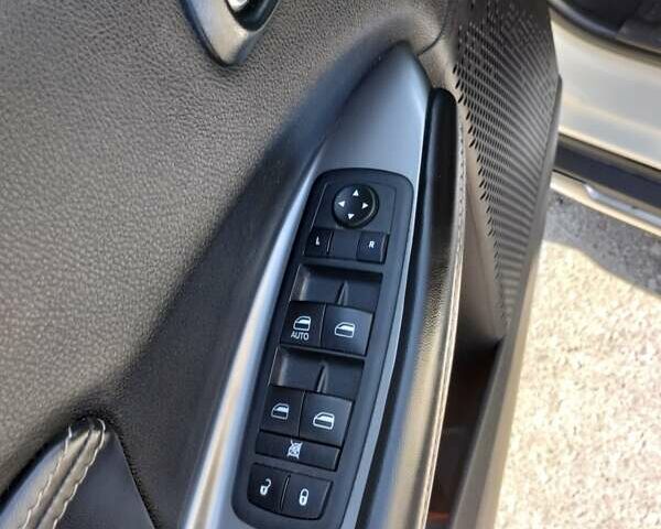 Білий Додж Джорні, об'ємом двигуна 3.6 л та пробігом 127 тис. км за 15200 $, фото 12 на Automoto.ua