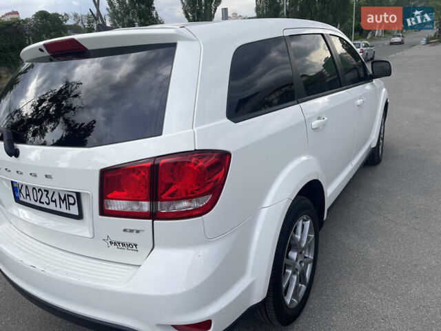 Білий Додж Джорні, об'ємом двигуна 3.6 л та пробігом 99 тис. км за 17700 $, фото 5 на Automoto.ua
