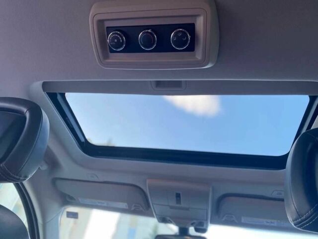 Белый Додж Джорни, объемом двигателя 2.4 л и пробегом 127 тыс. км за 10500 $, фото 19 на Automoto.ua