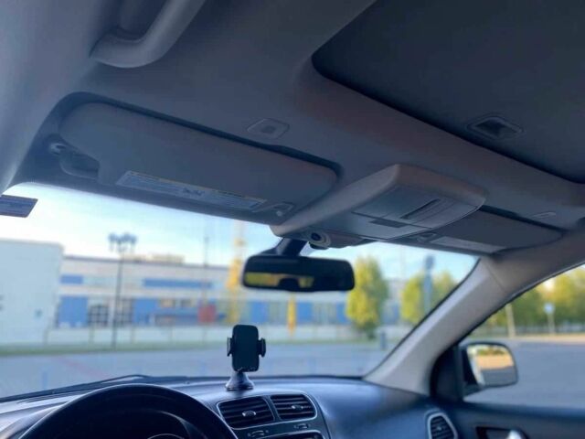 Белый Додж Джорни, объемом двигателя 2.4 л и пробегом 127 тыс. км за 10500 $, фото 18 на Automoto.ua