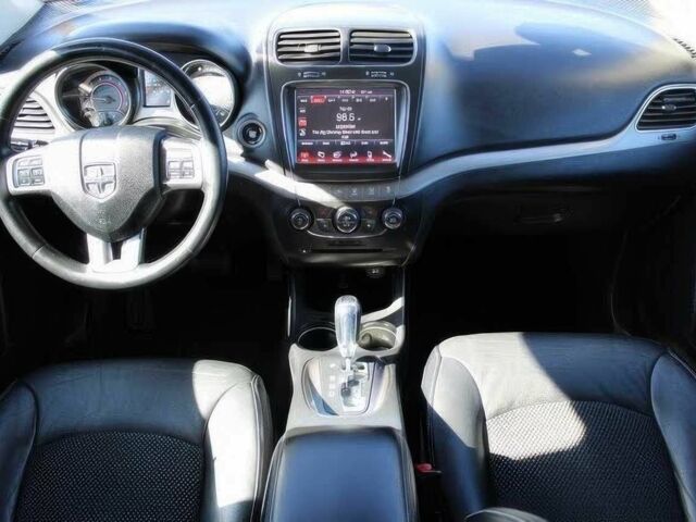 Белый Додж Джорни, объемом двигателя 3.6 л и пробегом 35 тыс. км за 9500 $, фото 7 на Automoto.ua