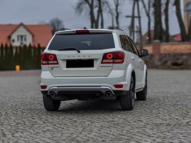 Белый Додж Джорни, объемом двигателя 3.6 л и пробегом 128 тыс. км за 8200 $, фото 10 на Automoto.ua