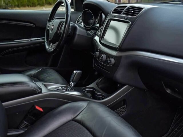 Белый Додж Джорни, объемом двигателя 3.6 л и пробегом 128 тыс. км за 8200 $, фото 20 на Automoto.ua