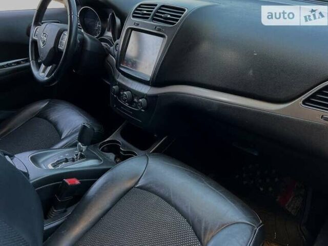 Белый Додж Джорни, объемом двигателя 0 л и пробегом 122 тыс. км за 3000 $, фото 16 на Automoto.ua