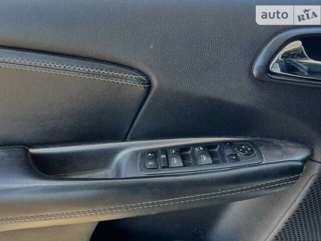 Белый Додж Джорни, объемом двигателя 0 л и пробегом 122 тыс. км за 3000 $, фото 21 на Automoto.ua