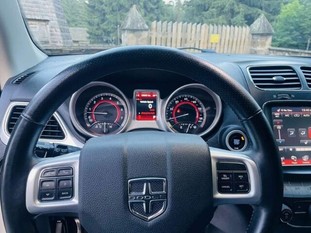 Белый Додж Джорни, объемом двигателя 0 л и пробегом 88 тыс. км за 8800 $, фото 11 на Automoto.ua