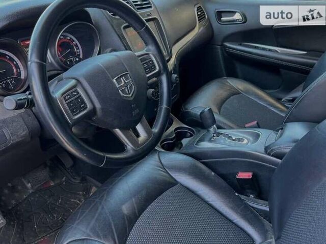 Белый Додж Джорни, объемом двигателя 0 л и пробегом 122 тыс. км за 3000 $, фото 8 на Automoto.ua