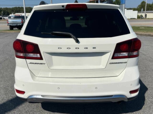 Білий Додж Джорні, об'ємом двигуна 2.4 л та пробігом 45 тис. км за 7500 $, фото 4 на Automoto.ua