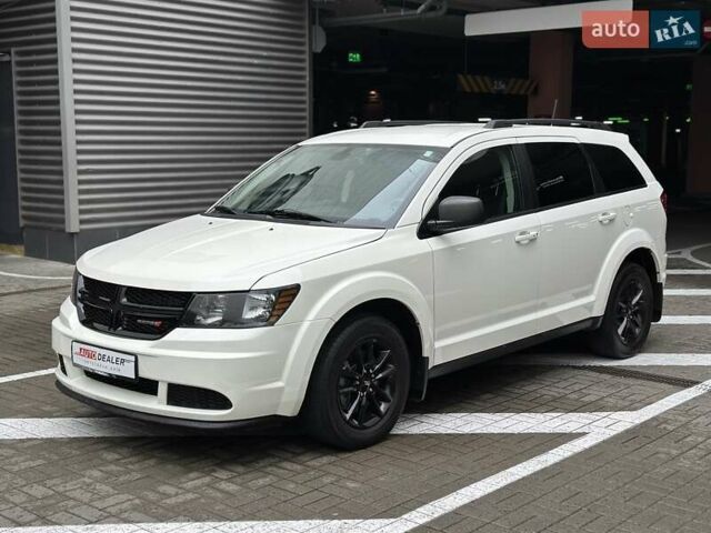 Додж Джорни 2020 в Киеве на Automoto.ua Белый Додж Джорни, объемом двигателя 2.4 л и пробегом 86 тыс. км за 15500 $, фото 3 на Automoto.ua