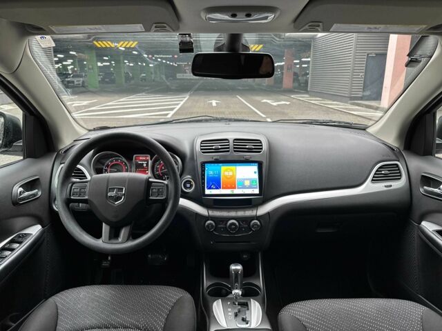 Белый Додж Джорни, объемом двигателя 2.4 л и пробегом 86 тыс. км за 14900 $, фото 14 на Automoto.ua