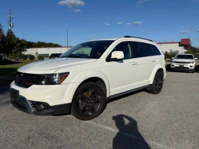 Белый Додж Джорни, объемом двигателя 2.4 л и пробегом 38 тыс. км за 13000 $, фото 2 на Automoto.ua