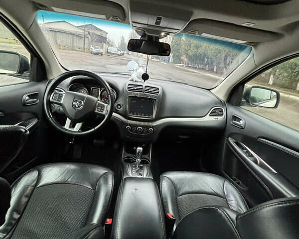 Белый Додж Джорни, объемом двигателя 2.36 л и пробегом 225 тыс. км за 10850 $, фото 7 на Automoto.ua