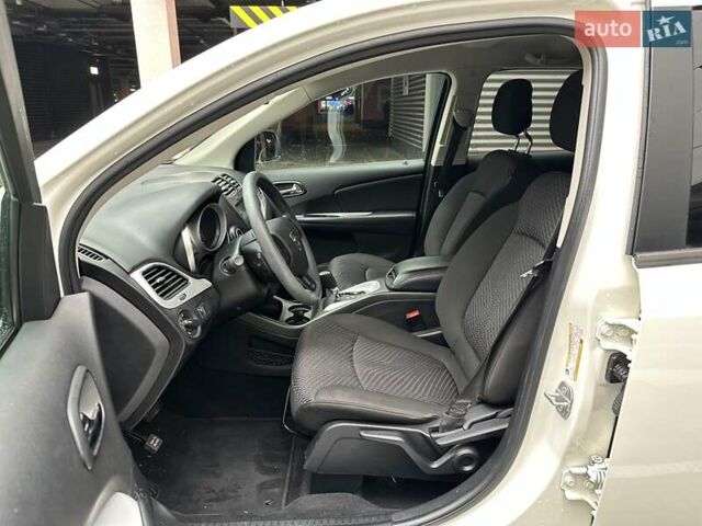 Додж Джорни 2020 в Киеве на Automoto.ua Белый Додж Джорни, объемом двигателя 2.4 л и пробегом 86 тыс. км за 15500 $, фото 14 на Automoto.ua