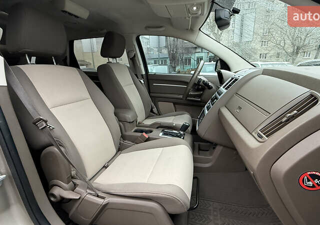 Бежевый Додж Джорни, объемом двигателя 1.97 л и пробегом 154 тыс. км за 8500 $, фото 31 на Automoto.ua