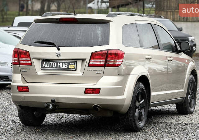 Бежевый Додж Джорни, объемом двигателя 1.97 л и пробегом 154 тыс. км за 8500 $, фото 11 на Automoto.ua