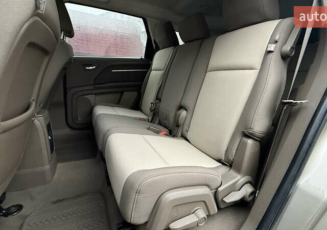 Бежевый Додж Джорни, объемом двигателя 1.97 л и пробегом 154 тыс. км за 8500 $, фото 21 на Automoto.ua