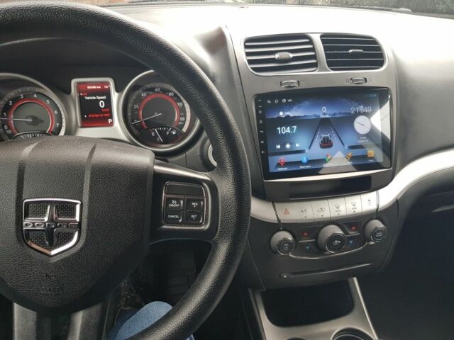 Черный Додж Джорни, объемом двигателя 2.4 л и пробегом 66 тыс. км за 12400 $, фото 7 на Automoto.ua