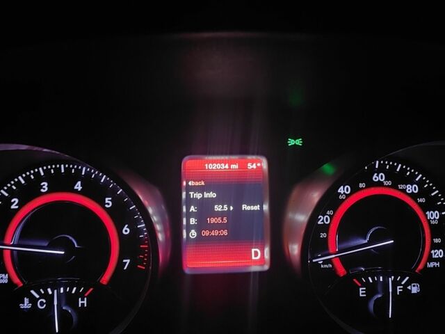 Чорний Додж Джорні, об'ємом двигуна 2.4 л та пробігом 102 тис. км за 12500 $, фото 1 на Automoto.ua